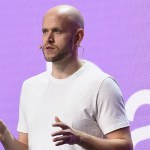 découvrez l'ascension fascinante de daniel ek, cofondateur de spotify, et son impact révolutionnaire sur l'industrie musicale. plongez dans son parcours inspirant et l'influence qu'il exerce sur la manière dont nous consommons et découvrons la musique aujourd'hui.