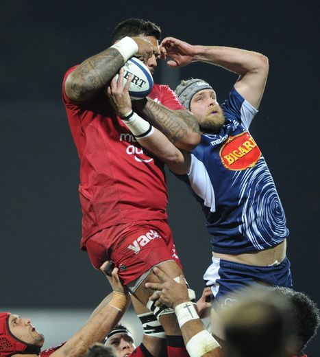 découvrez les secrets du rugby, une discipline passionnante alliant stratégie, puissance et esprit d'équipe. plongez dans l'univers du rugby, apprenez des techniques essentielles et explorez l'histoire de ce sport emblématique.
